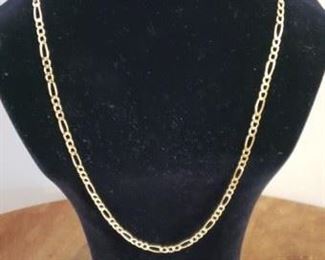 10k Gold figaro chain necklace