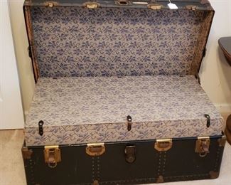 WW2 Captain Footlocker Trunk with Key