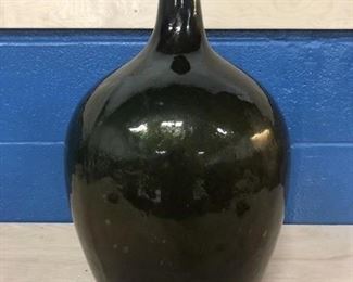 glass jug , bid floor piece