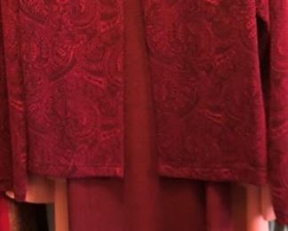 Women's Clothing: Sizes 0, 2, 4 (lots of Petite) Chico's, J. Jill, Talbots, Coldwater Creek...