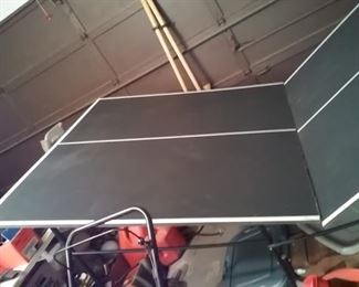 folding ping pong table