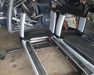 Life Fitness Treadmill T95