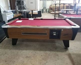 Valley Dynamo 7 ft Pool Table