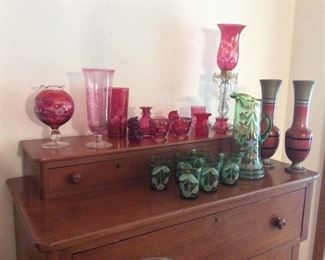 Older glassware, some Fenton