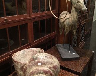 Great decor, pair of Henredon tables.