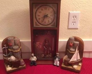 Coastal Decor https://ctbids.com/#!/description/share/152541