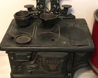 Crescent Toy cast iron stove 