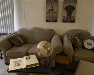 Lazy Boy love start, chair and ottoman