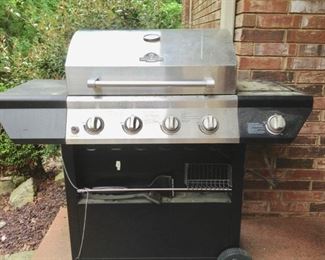 Grill, in good shape, but needs new burners