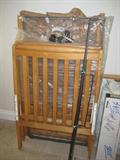 Crib, excellent condition.