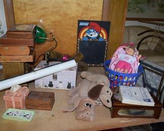 Collectible Items, Toys, & Decor