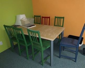 Table & chairs