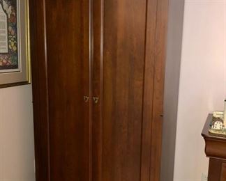 Armoire