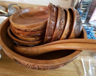 Great Wooden Bowl Set - I believe it has not be used. it came out of the box.
