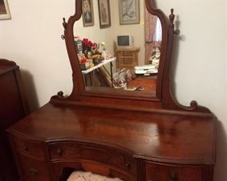 Antique Vanity with stool.  Great condition.  Matching chest of drawers