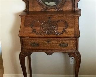 English Antique Secretary Desk in mint condition (Late 1800's)