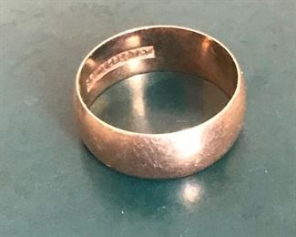 12 kt gold ring 
