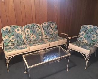 Wrought Iron Setee and Coffee Table - Located in the Basement/Patio
• Turquoise Flower Cushions
• Pristine Condition - Like New
• Setee - 73" Wide and 28" Deep