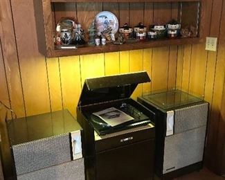 Vintage Stereo Phonic turntable and speakers.  Original turntable has been replaced.  Collection of Japanese souvenirs - most are from the 1960’s.