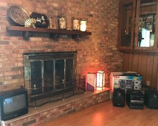 RCA CD and cassette player and radio and Awai player