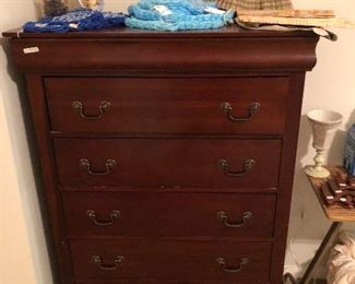 sleigh bed chest of drawers