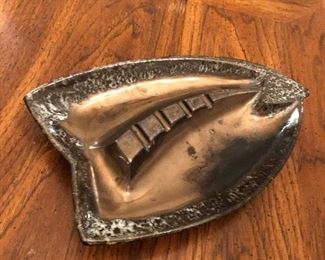 mid century ash tray