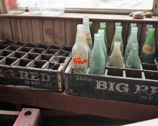 Bog Red bottle cases