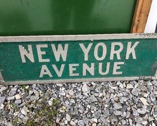 New York Avenue sign from Washington DC 