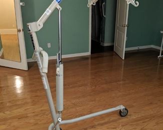 Invacare 9850p personal hydraulic patient body lift