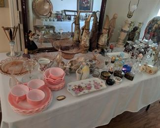 Tons of antiques and collectables