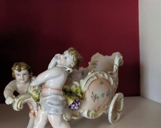 Century Von Schierholz Dresden porcelain cherub bowl