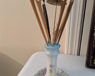 ANTIQUE HATPIN HOLDER R S PRUSSIA PINK ROSES ON BLUE HAT PIN HOLDER OLD