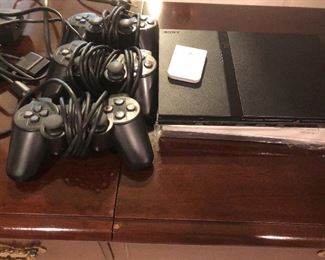 Slimline PS2 with 3 Control Handsets