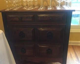Small side cabinet with 6 drawers