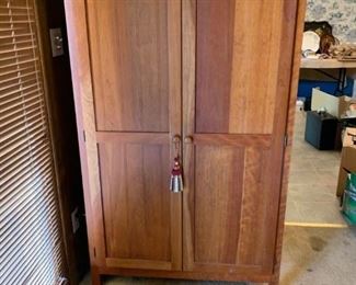 #14	Cherry Desk  Armoire  w/pull out keyboard  38x21x60	 $100.00 	