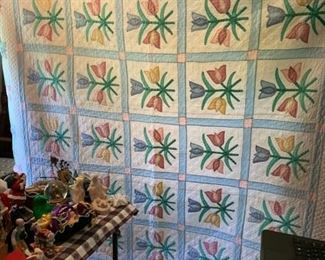 #59 Scallop Edge Queen Quilt w/Tulips $75.00