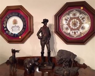 Monarchy and statues