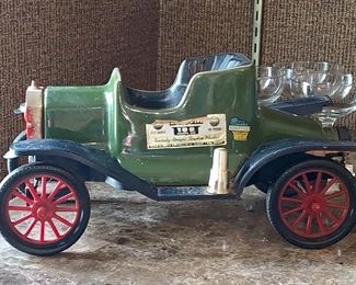 Vintage Jim Beam Kentucky Straight Bourbon Whiskey Model T Ford bottle