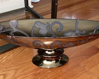 Scrolled dish