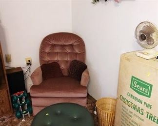 Family Room Left: Recliner, Great Ottoman