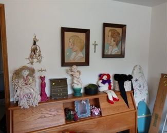 1st Bedroom Right: Collector Doll, Oak Head Board