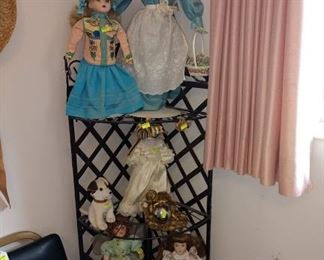 1st Bedroom Right: Collector Dolls