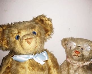 Living Room: Blue Eye Bear, Bear w/Glasses----Vintage