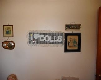 I LOVE DOLL SIGNS..