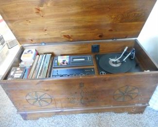 Mid Century Magnavox Stereo, Phonograph 8 Track