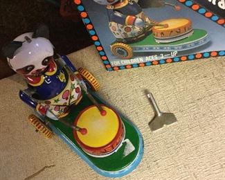 Drum Animal Wind Up 1980's with Key and Original Box