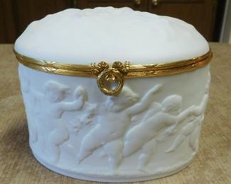 Limoges Coquet Bisque Box w/Cherubs  - Made in France