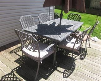 CAST Iron Patio Outdoor Suites and Lounge Chairs