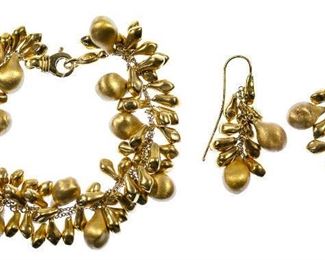 18k Gold Bracelet and Earring Set
