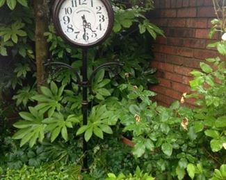 Garden clock